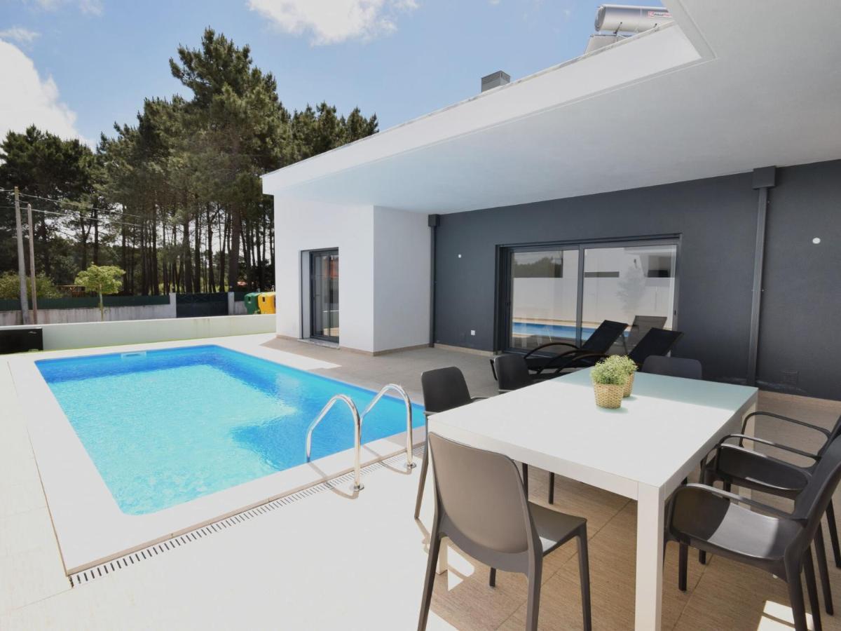 Modern Villa With Private Pool Near The Beautiful Beach Of Foz De Arelho Nadadouro Exteriér fotografie