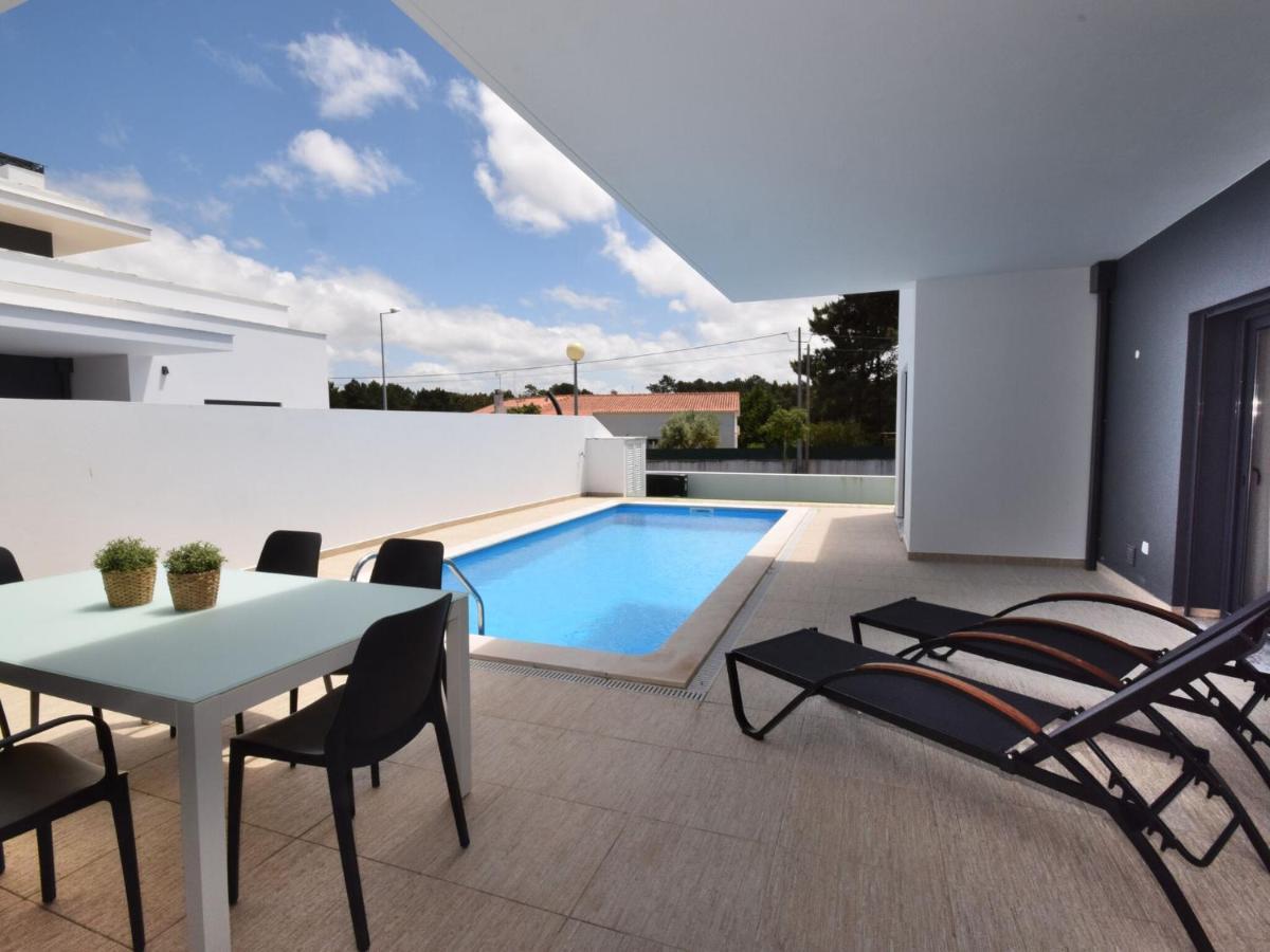 Modern Villa With Private Pool Near The Beautiful Beach Of Foz De Arelho Nadadouro Exteriér fotografie